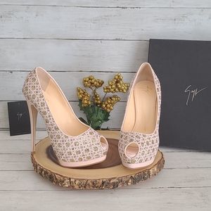 💕GIUSEPPE SHARON SEQUIN & LEATHER PEEP TOE PUMPS